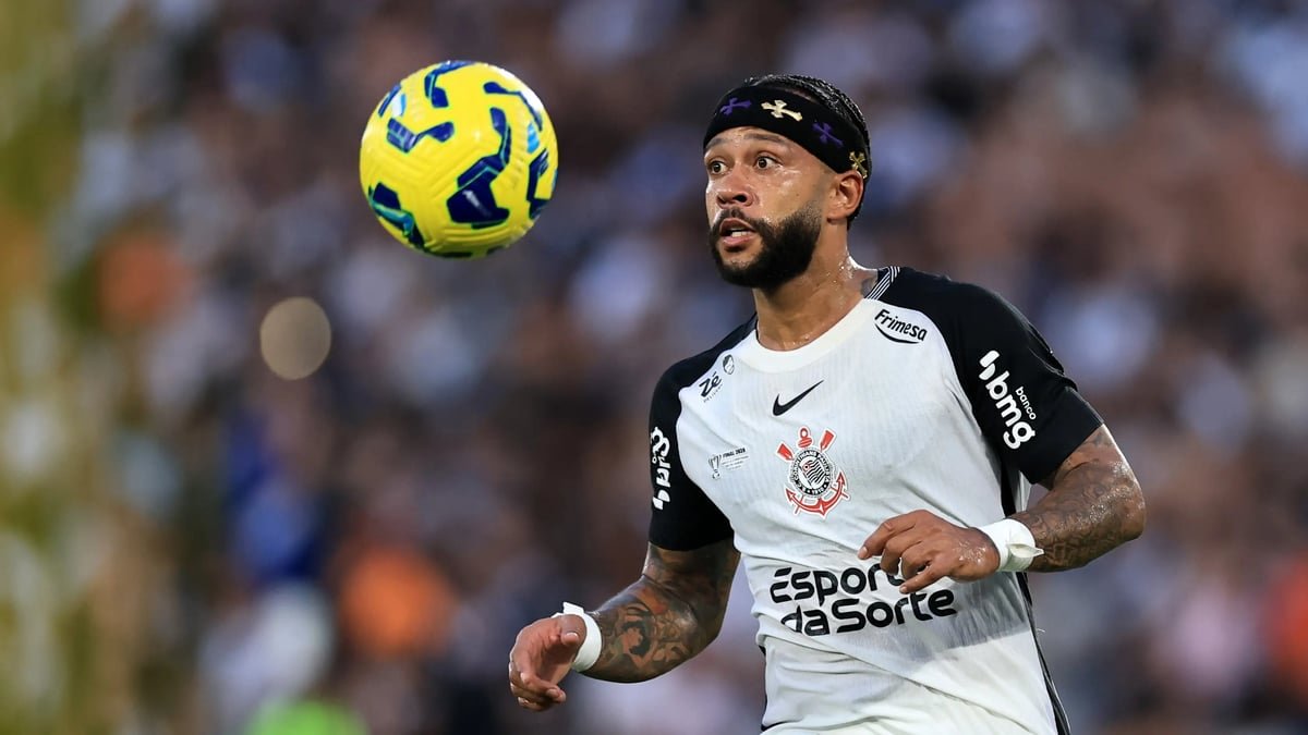 Memphis volta ao time e Corinthians ganha reforço de peso contra o Platense