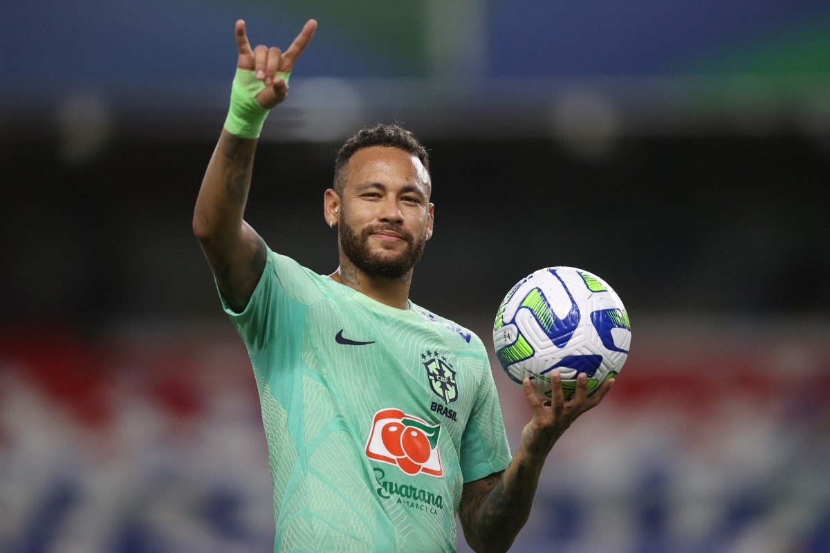 Neymar realiza novos exames e segue em recuperação visando estreia do Brasil na Copa Copy