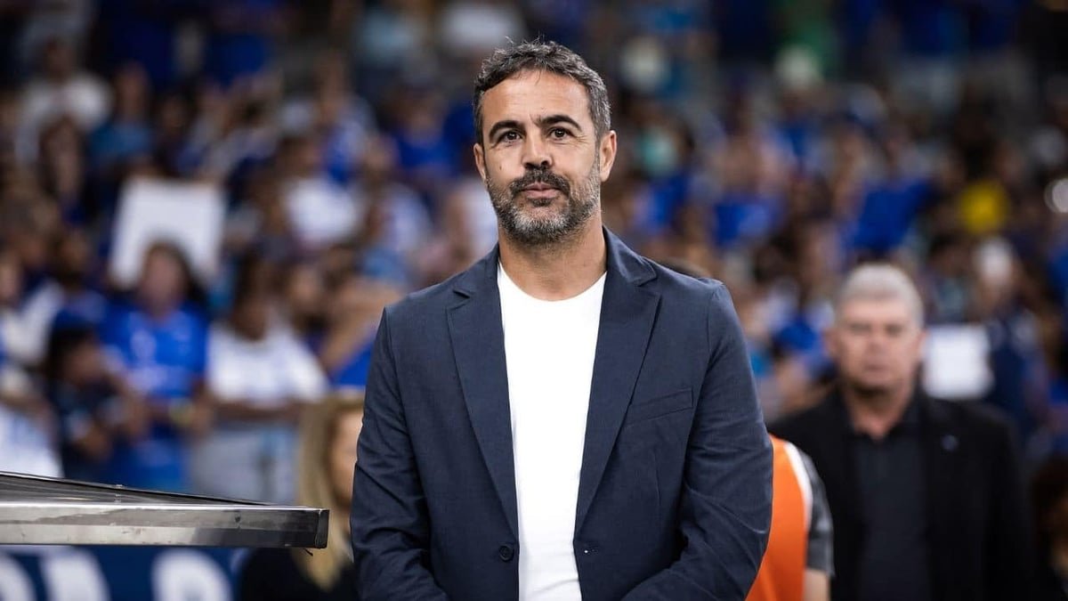 Artur Jorge transforma cenário do Cruzeiro e muda ambiente do clube em apenas dois meses