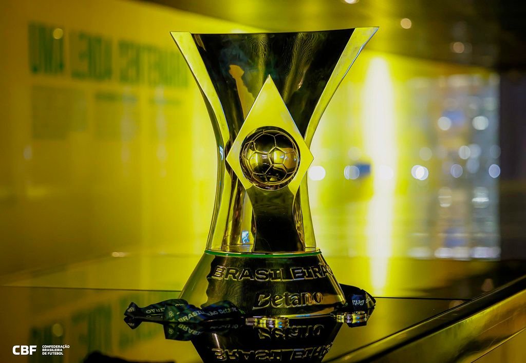 CBF divulga datas das rodadas 35 e 36 e confirma Palmeiras x Flamengo em novembro