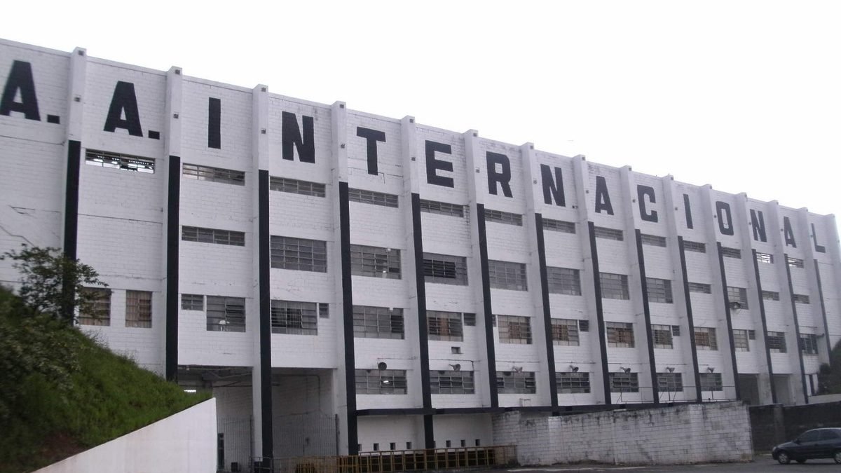 Ronaldo e Roberto Carlos entram na SAF da Inter de Limeira