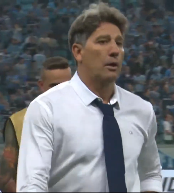 Grêmio segue no Z-4 e Renato busca primeira vitória em retorno ao comando