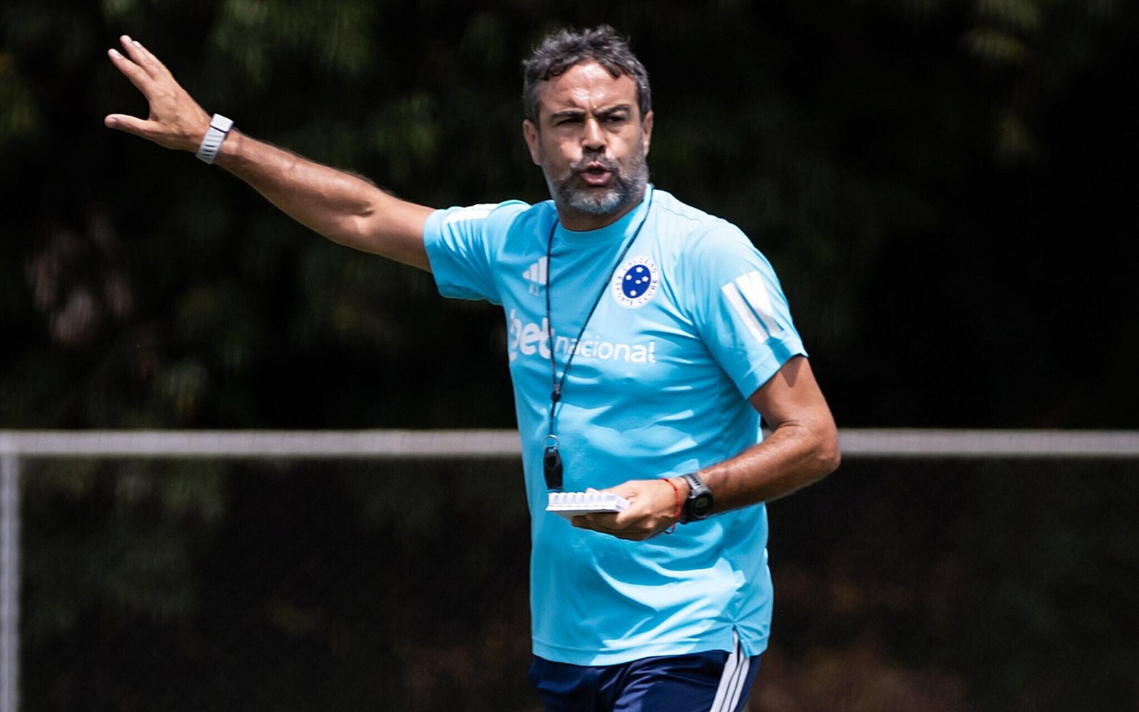 Reforços do Cruzeiro buscam espaço e aumentam desafio de Artur Jorge na reta final